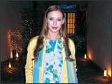 With normal flash, the background is dark.